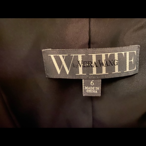 Classically beautiful! - Picture 2 of 3